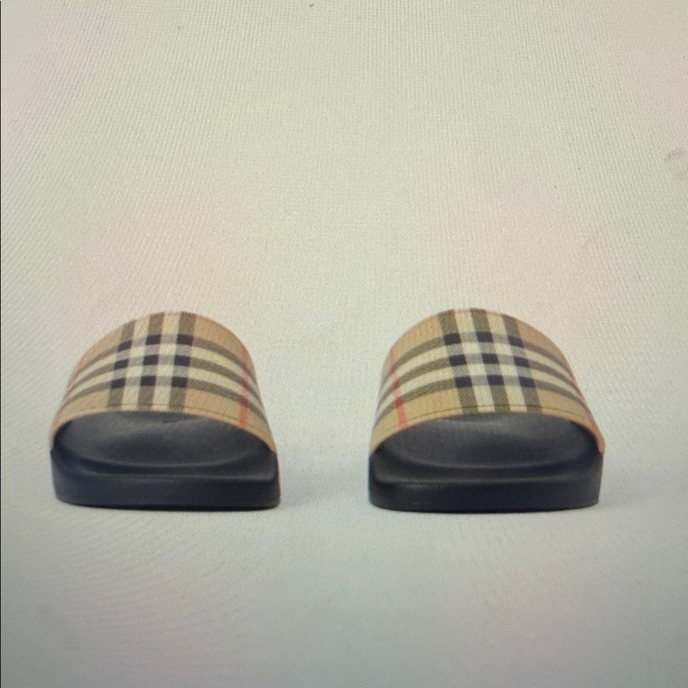 Burberry Men's Check Slides - Black and Tan